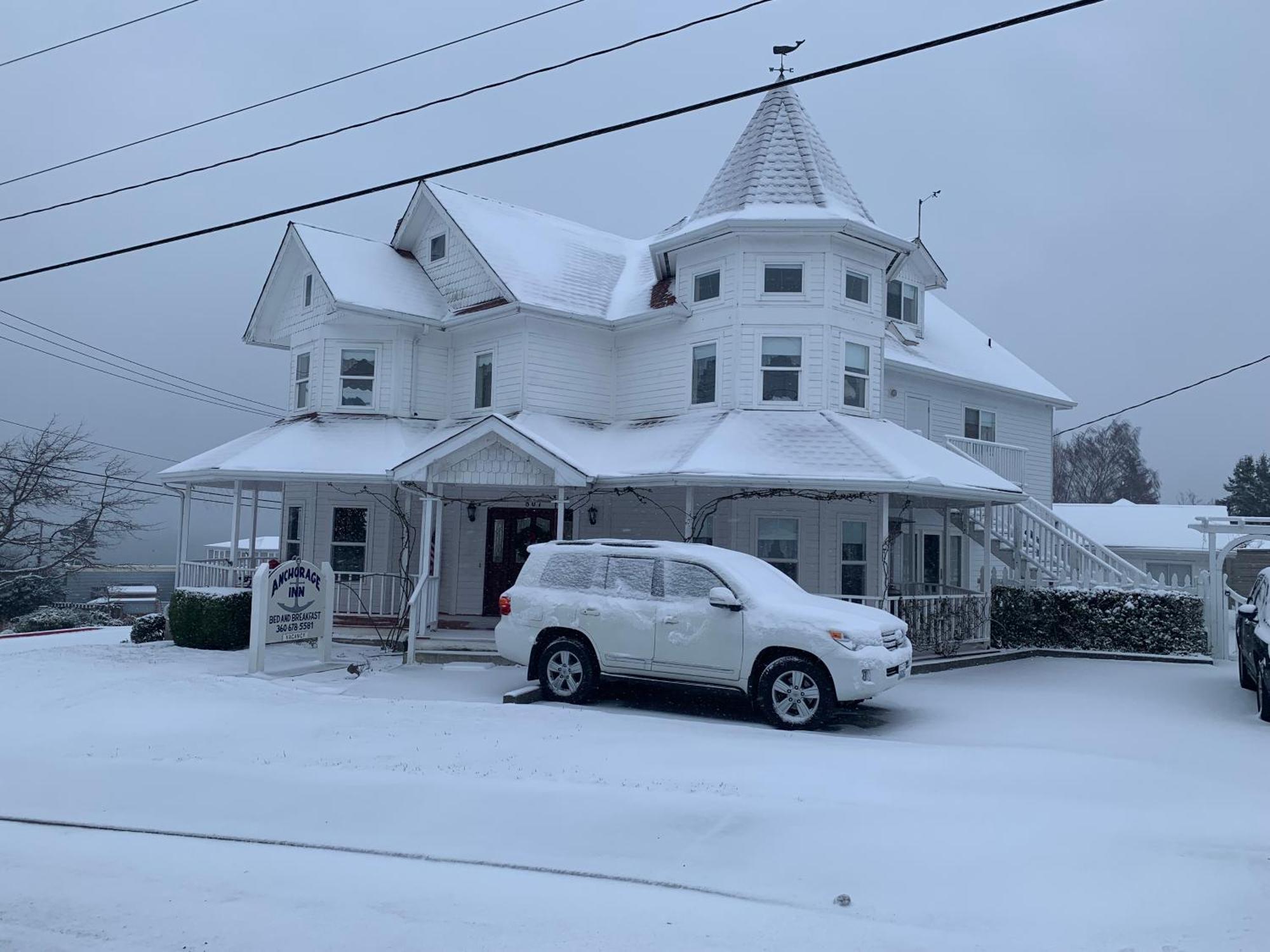 Anchorage Bed & Breakfast 3*