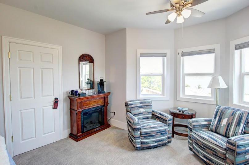 Anchorage Bed & Breakfast 3*